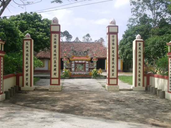 Đình làng Lương Quán